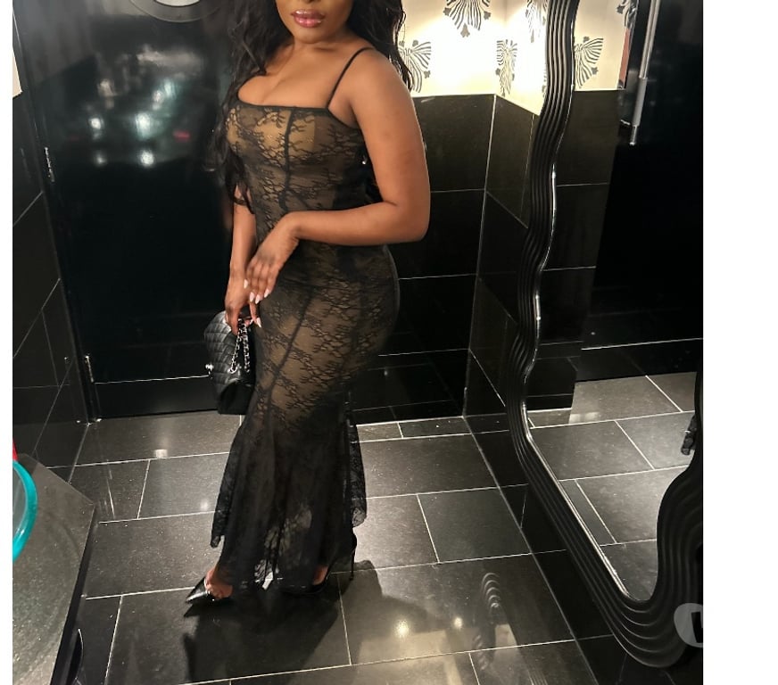 Escorts South East London Greenwich - DLR Station - South East London - Photos for Young big booty Ebony 🇯🇲🇬🇧