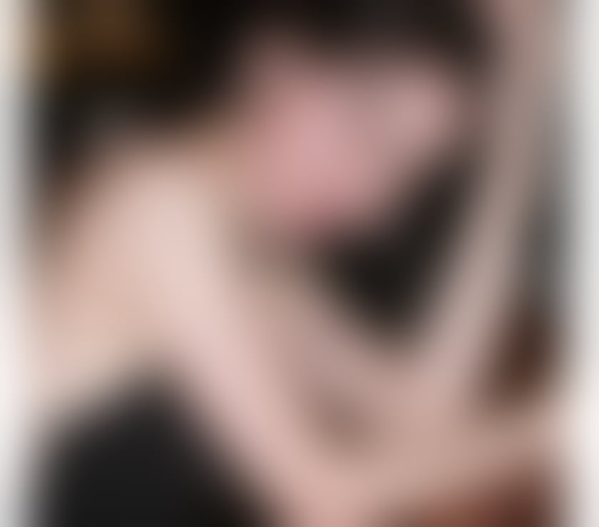 Photos for Newly arrived girl, real photos