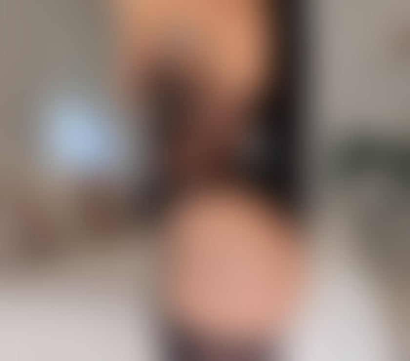 Escorts Romford Havering - Photos for PARTY CUBAN DOLL CHOCOLATE 🍫 FUN