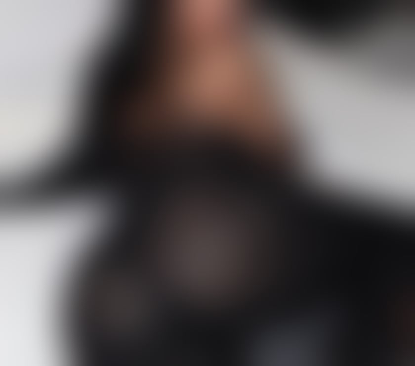 Escorts Romford Havering - Photos for PARTY CUBAN DOLL CHOCOLATE 🍫 FUN