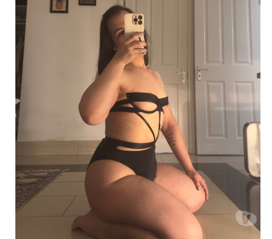Trans Escorts Bedfordshire Luton - Photos for Sexy Curves From Brazil 🇧🇷 Full Service The Best OWO