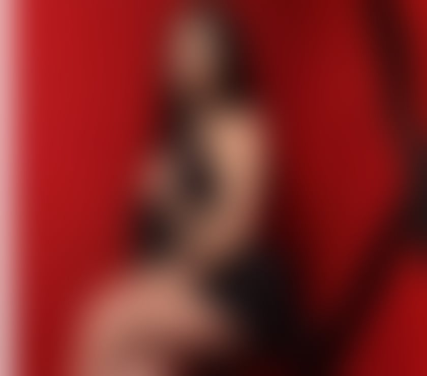 Photos for Elegand and discret lady, out call only