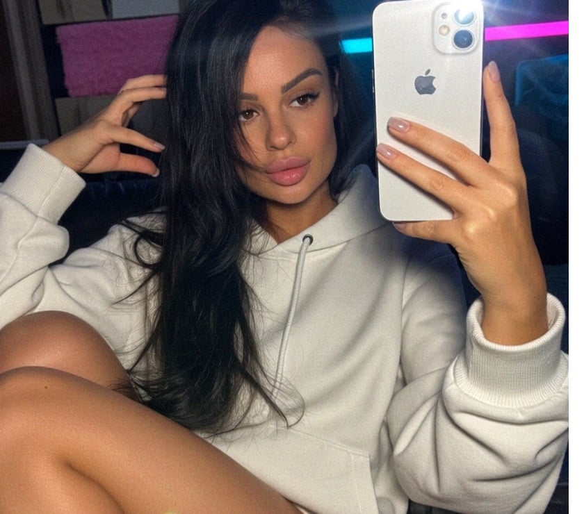 Photos for Beautiful Lili 🍓Available on WhatsApp 📲📲