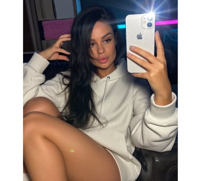 Photos for Lili 🍓WhatsApp 📲 Verification available ✅