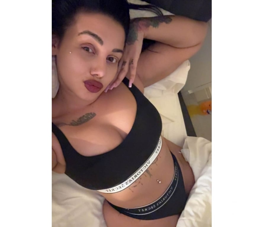 Escorts East London Canning Town - East London - Photos for Hii im Daisy im new call me