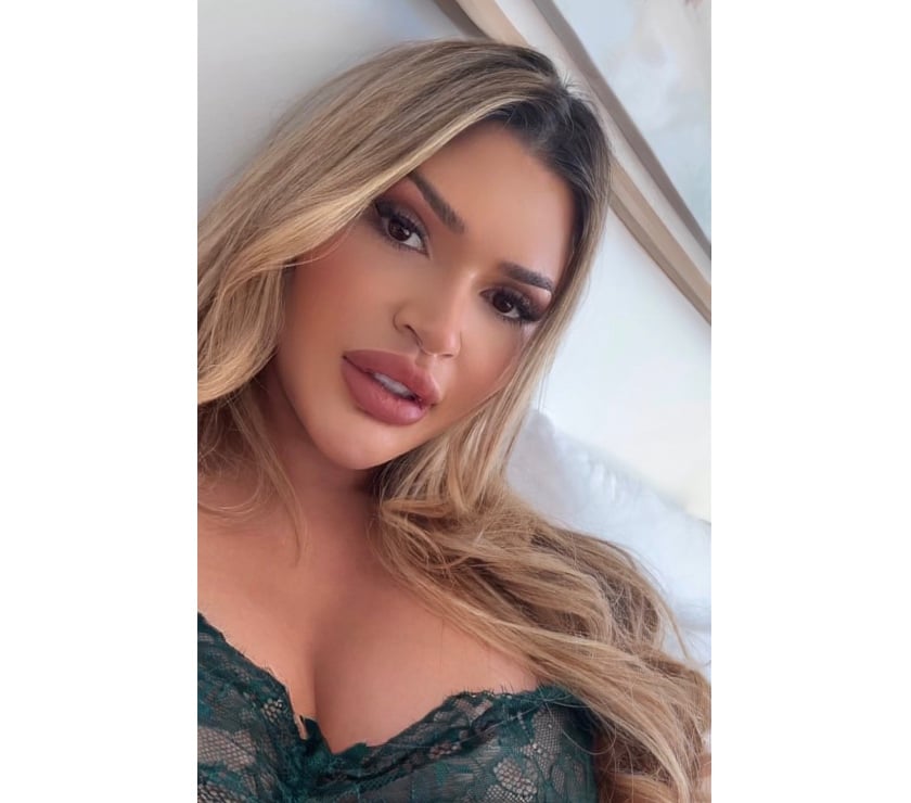 Escort Whitechapel East London - Photos for HANNA BRAZILIAN • GFE or PARTYGIRL