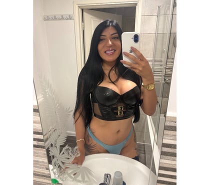 Trans Escorts Colliers Wood Station South West London - Photos for BRAZILIAN HOT TOP AND BOTTOM