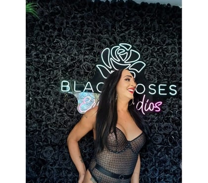 Trans Luton Town Centre Luton - Photos for Hi🫦! Raluka first time!party24 7