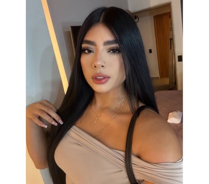  Escorts Heathrow Hillingdon - Photos for ELLY PARTY GIRL 🔥INCALL & OUTCALL