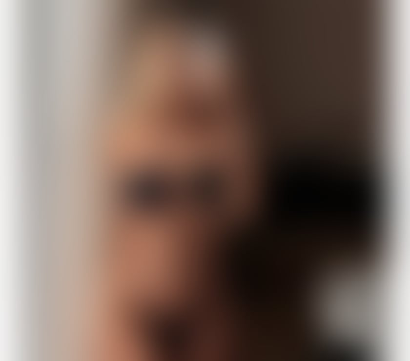 Escorts West London Paddington - West London - Photos for Liz Elegant Beauty — Class, Charm & Passion 🟢