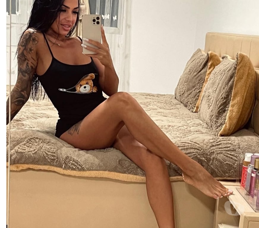 Escorts Surrey Woking - Photos for SARA NEW GIRL IN YOUR CITY INC&OUT