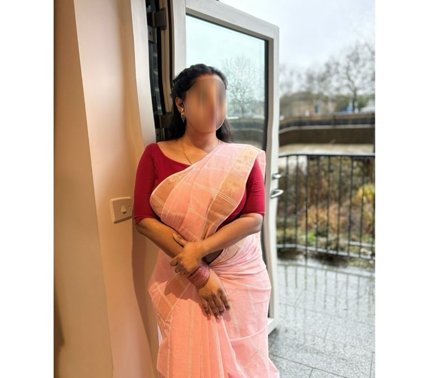 Escorts Leeds City Centre Leeds - Photos for MAITHILI SOUTH INDIAN TAMIL GIRL