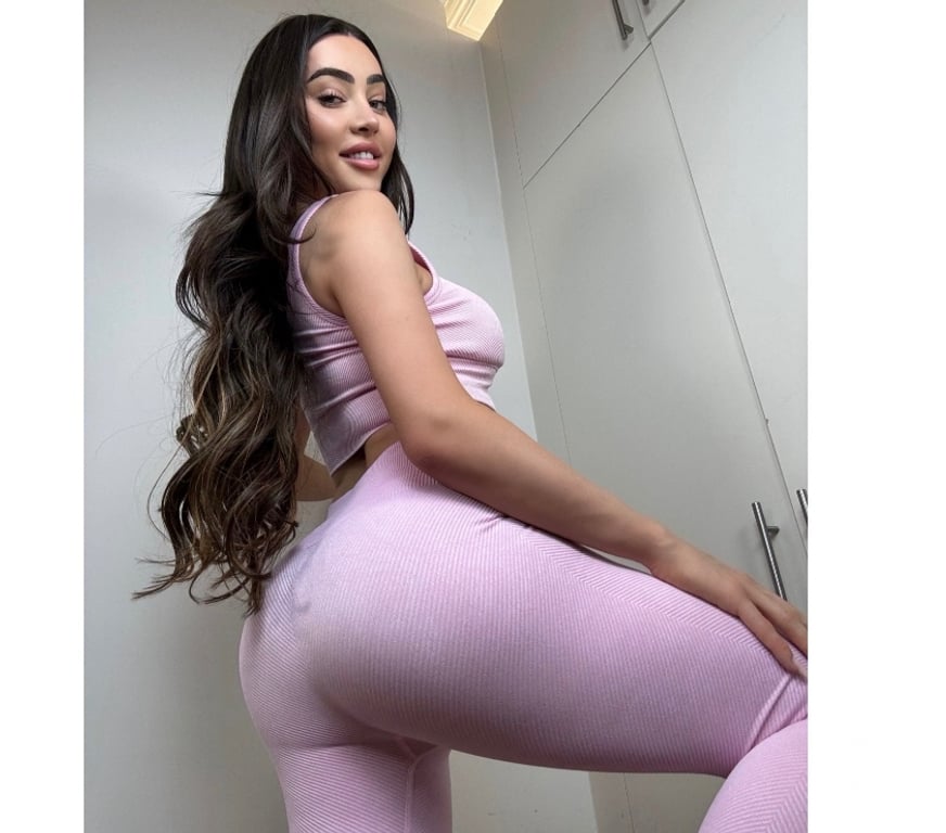 Trans Escorts Central London Victoria - Central London - Photos for 100% British | Elegant, Glamorous & Unforgettable