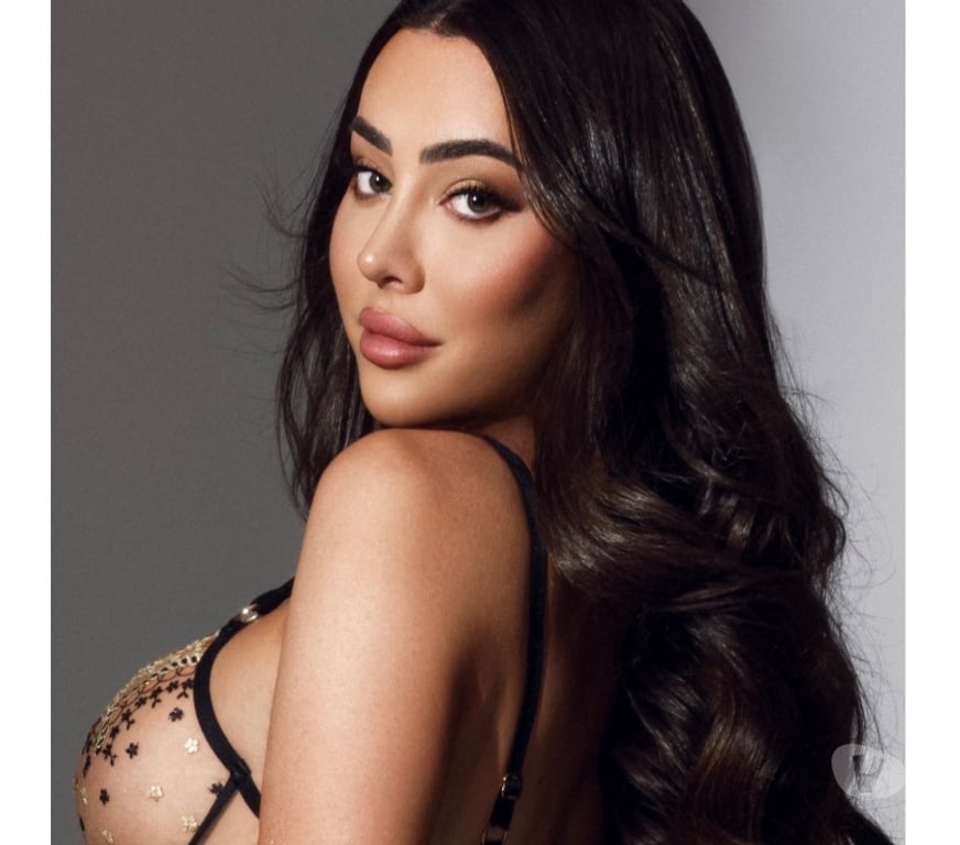 Trans Escorts Central London Victoria - Central London - Photos for 100% British | Elegant, Glamorous & Unforgettable