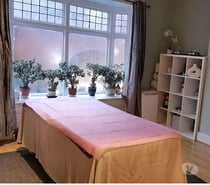 Luxury and Relaxing Oriental Massage Spa
