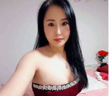 Escort Edinburgh Old Town Edinburgh - Photos for Charming & Elegant Luna Therapist