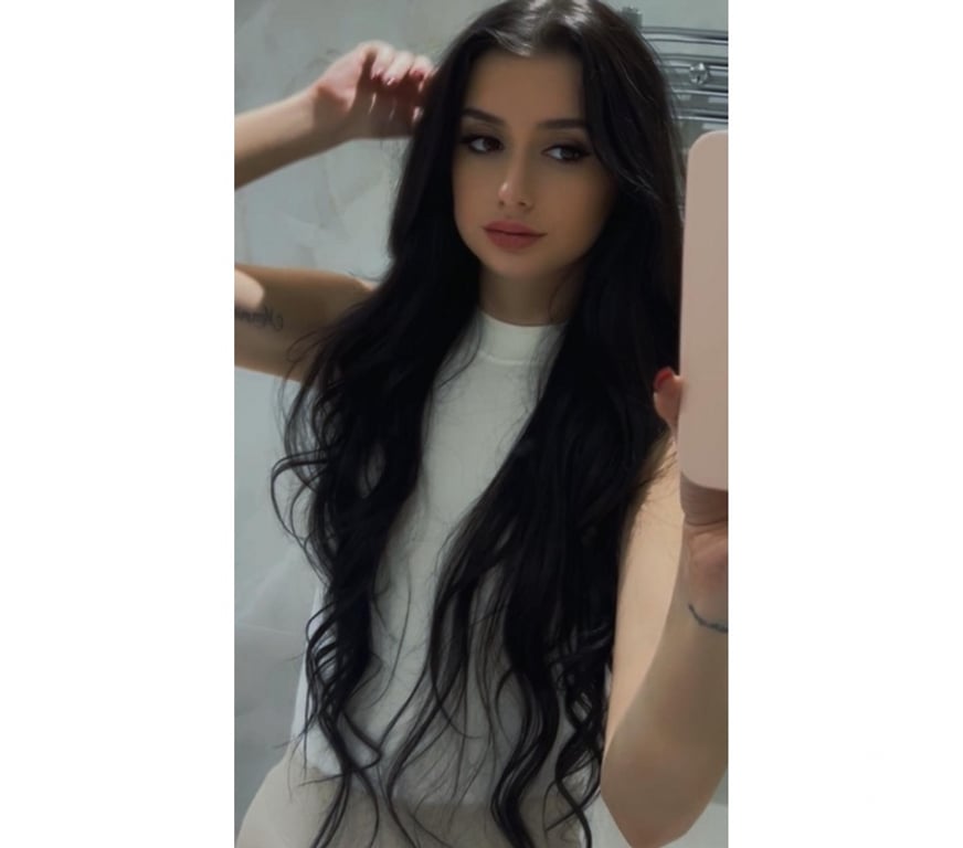 Escorts East London Canary Wharf - East London - Photos for 💎 Lisa — 19 • Petite • Luxury & Mystery 💎