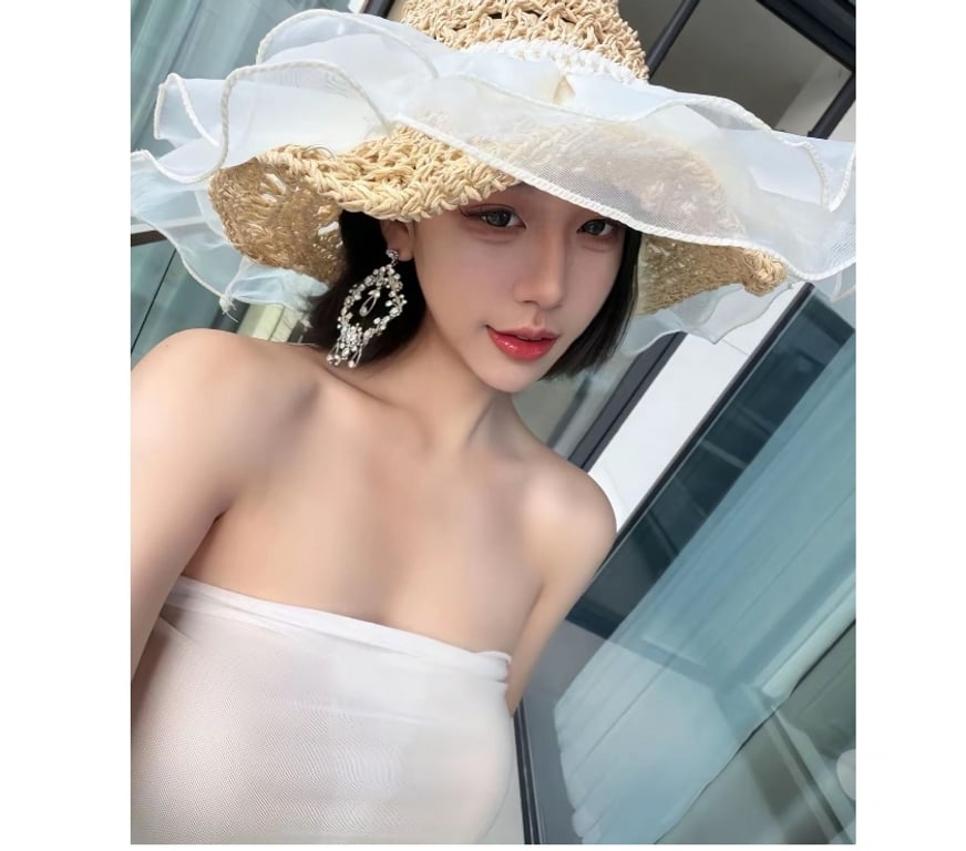 Escorts Greater Manchester Oldham - Photos for (24H)✨ Cute & Playful Charm🌸🌸OL1