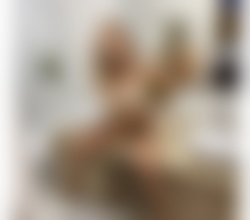 Escorts Surrey Elmbridge - Photos for AMAZING BLONDE-TOP SERVICE