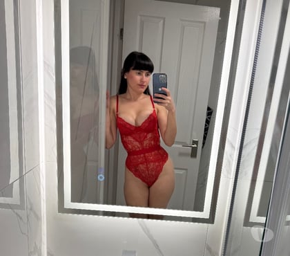 Escorts Edinburgh Old Town Edinburgh - Photos for 🇧🇷 𝗟𝗼𝗹𝗮 𝗟𝗮𝘁𝗶𝗻𝗮 🇧🇷