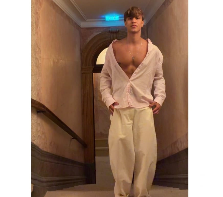  Gay massage Greater Manchester Manchester - Photos for Brazilian escort Apollo – London