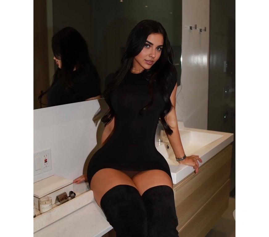 Escorts Glasgow Glasgow City Centre - Glasgow - Photos for 😘 AVAILABLE JUST FOR OUTCALL 😘 PARTY GIRL 😘