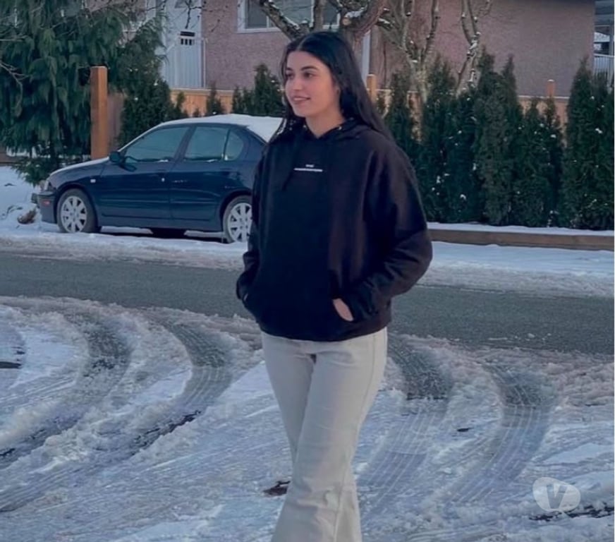 Escorts West Midlands Birmingham - Photos for Indian girl available for outcall and incall