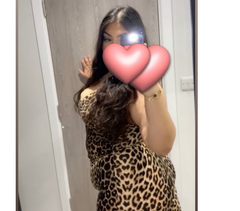  Escorts & Erotic Massage Stratford East London - Photos for 🇬🇧 🇵🇰 British Pakistani Aliya