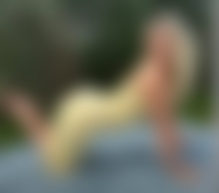 Escorts Trowbridge Wiltshire - Photos for Escape to a World of Luxury and Passion – I'm Waiting