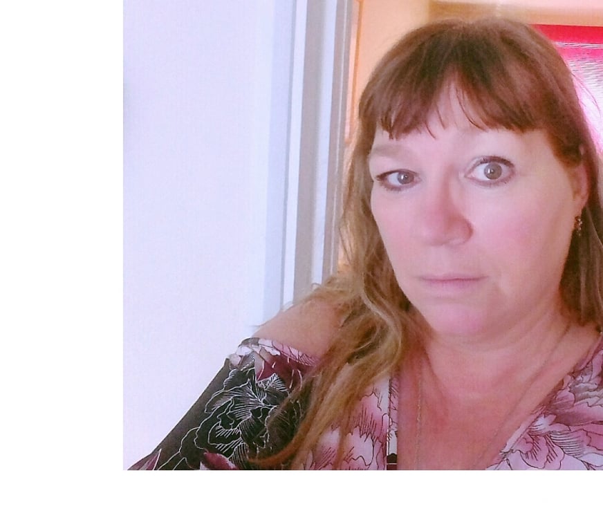 Escorts West Yorkshire Bradford - Photos for MATURE BRITISH BRUNETTE