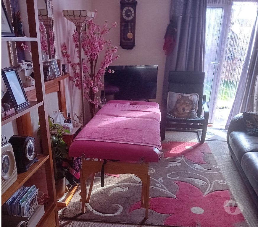 Escorts West Yorkshire Bradford - Photos for MATURE BRITISH BRUNETTE