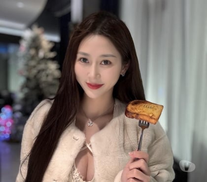 Photos for Asian girl make your wishes to come true 07432644575