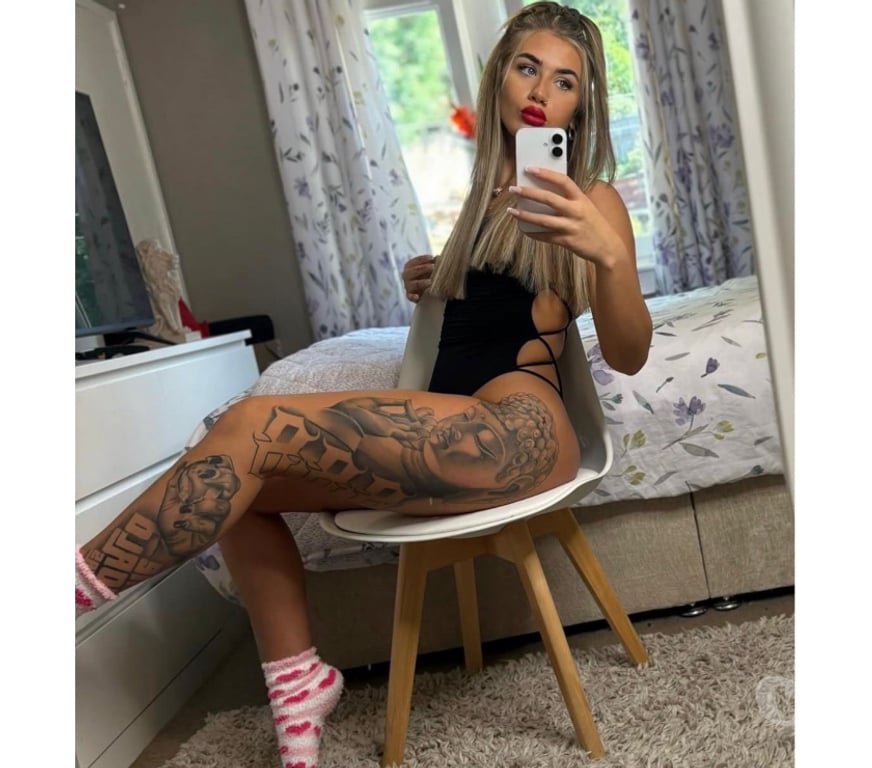 Escorts Cornwall Truro - Cornwall - Photos for a blonde girl with a gorgeous body 💯🔞