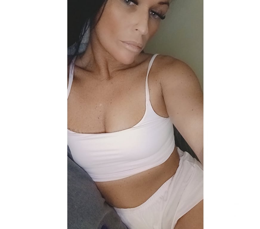 Escorts County Durham Stockton-on-Tees - Photos for Sexy tanned beauty