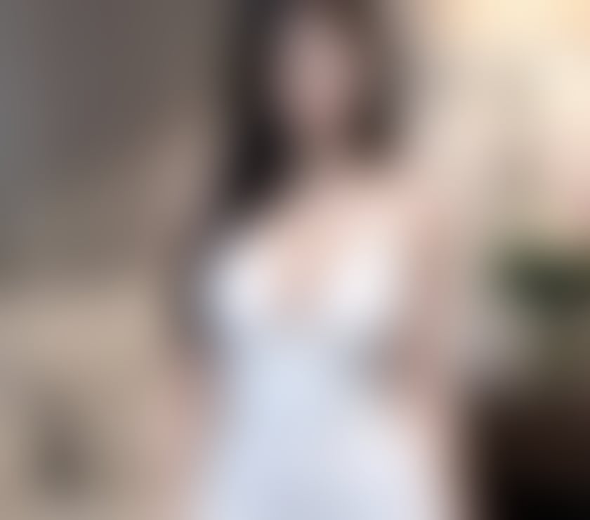  Escorts & Erotic Massage Sholing Southampton - Photos for Naughty Sexy Busty Asian Girl Massages 💖