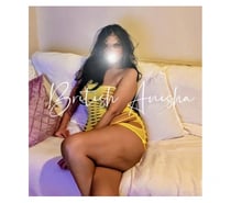 BRITISH MATURE ANISHA IN GRAYS FOR MATURE GENTLEMAN ONLY