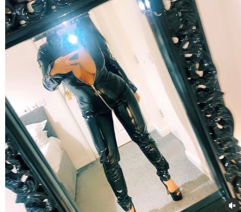 Escorts Warrington Appleton - Warrington - Photos for Mistress Meduza 5 day here BDSM WS latex