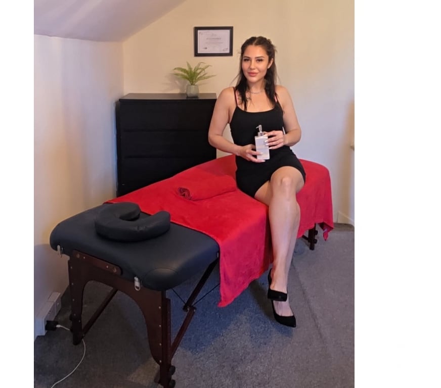 Escorts West Yorkshire Leeds - Photos for Deep tissue massage by Nicolle