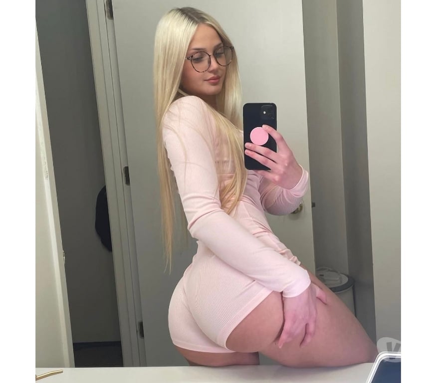 Escorts Surrey Guildford - Photos for GABI ALL NATURAL 🥂💙 NEW IN TOWN