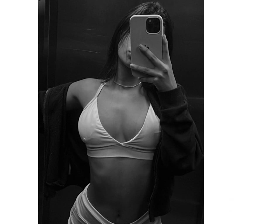 Escorts Derbyshire Derby - Photos for 🇧🇷 Queen of the favela 👸 New in derby 📍