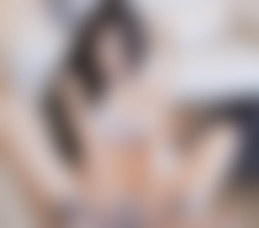 🧡A lovely Asian girl in town and short stay.