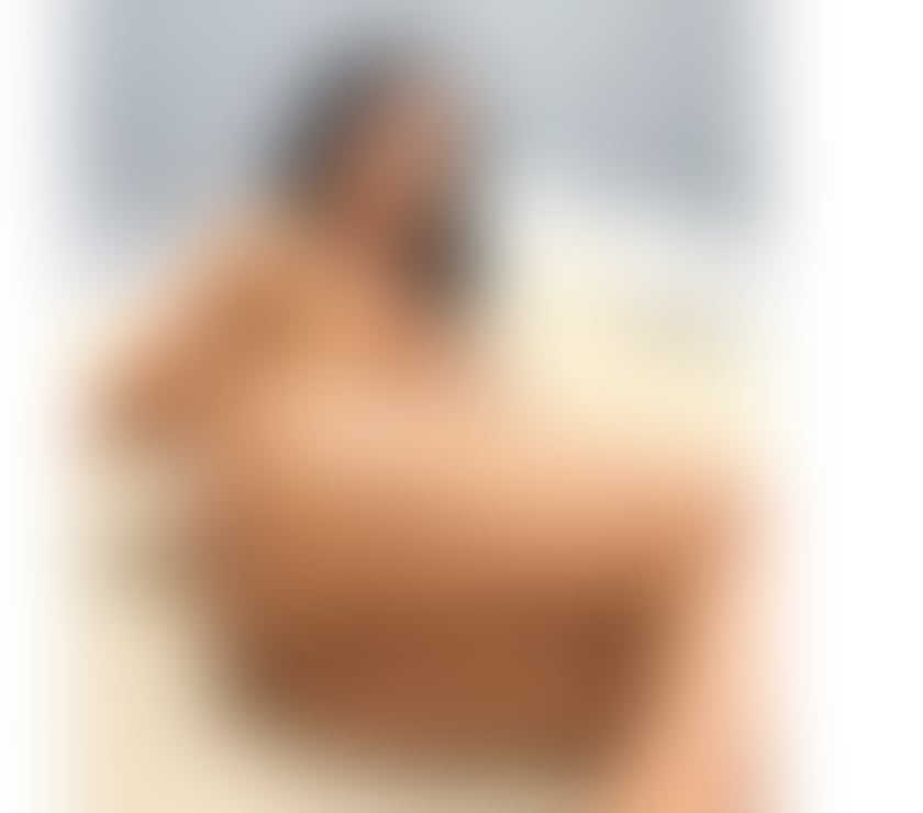 Trans Escorts East London Canary Wharf - East London - Photos for I am sensual and affectionate in touch.