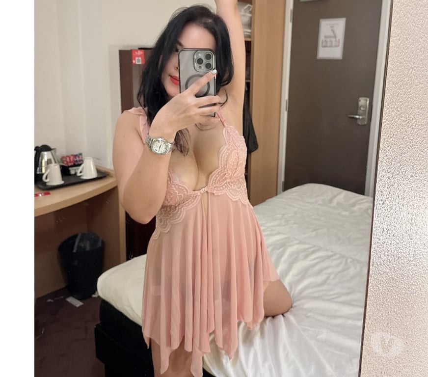 Escorts West Yorkshire Leeds - Photos for Sofia thai massage