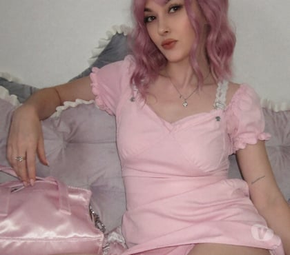 Photos for 🧚‍♀️Pink Pixy📹£10🎥 💌s.x.t + CONTENT