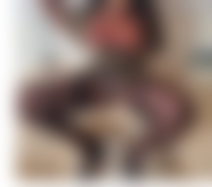 Escorts Tyne and Wear Sunderland - Photos for Allure K Busty,Elegant,Mature Lady