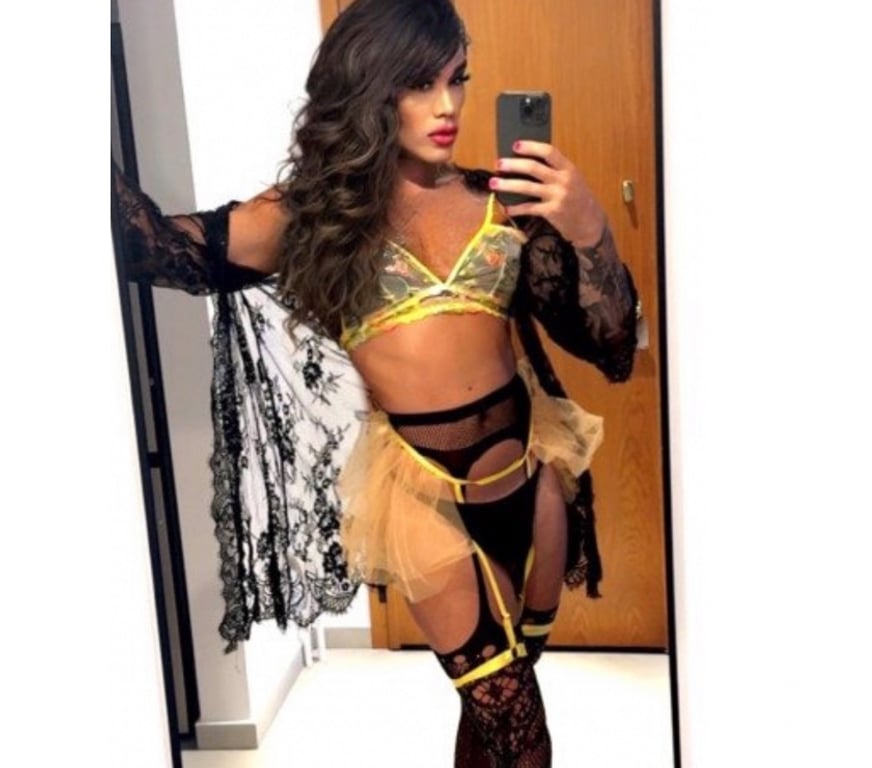 Trans Escorts Devon East Devon - Photos for 🔥🔥 Latina TRANS Discreet Companion 🔥 BIG SURPRISE