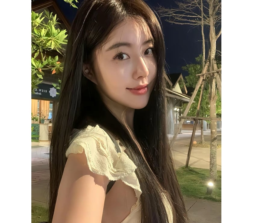 Escorts Central London Oxford Street - Central London - Photos for 🌷Evening Glow · Gentle & Welcoming🌷