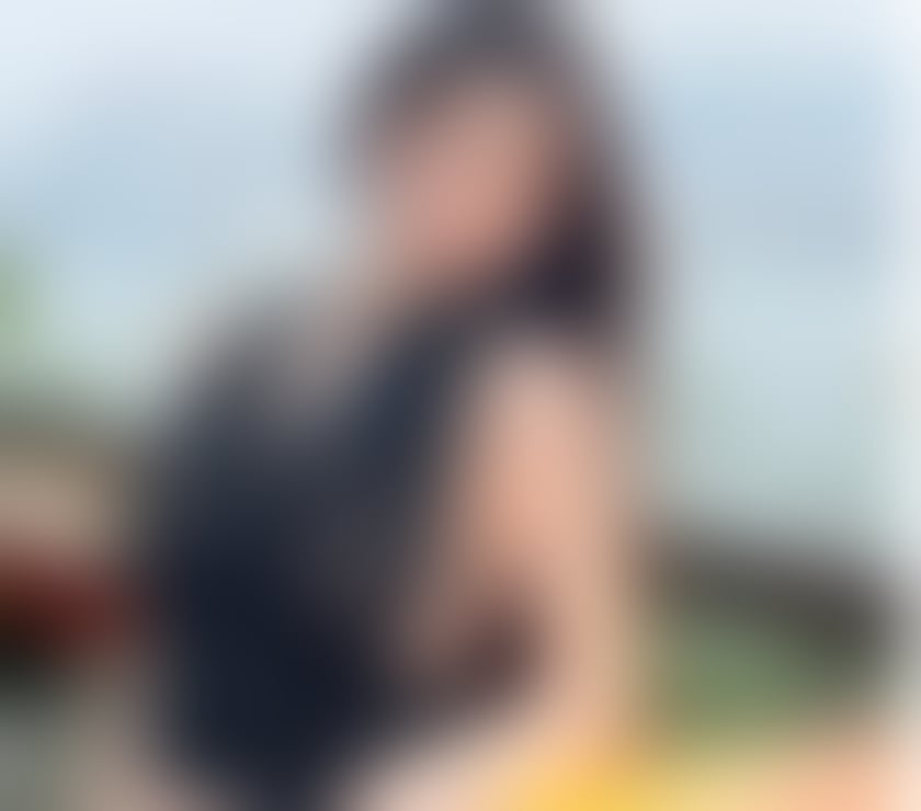 Friendly Asian Lady – Relaxing Time