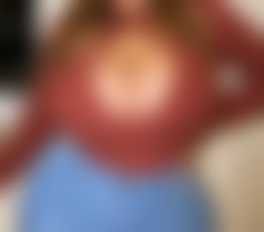 Busty Bridget Jones Massage Therapy 🔥🥰