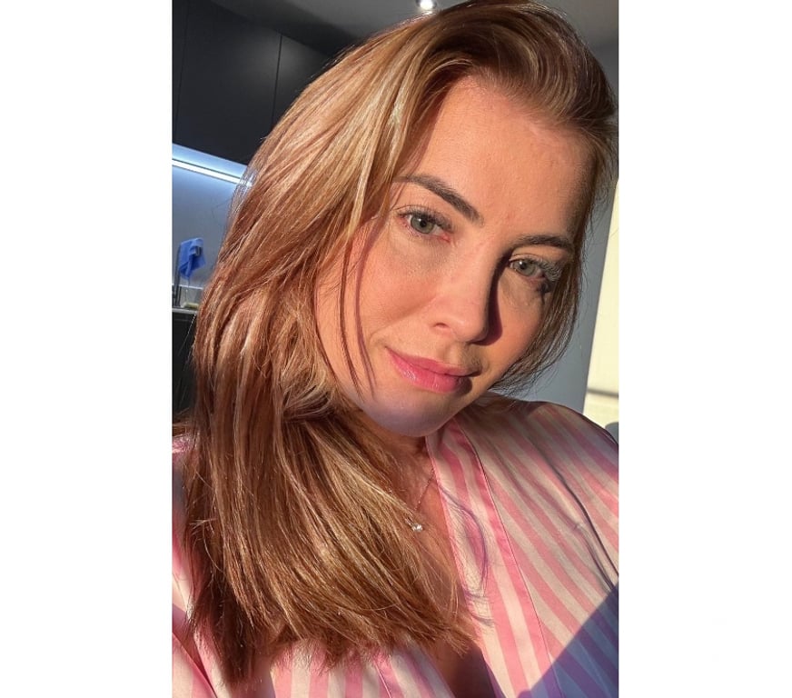 Escorts Hampshire Portsmouth - Photos for Sara 🇧🇷 Good Company ☺️☺️